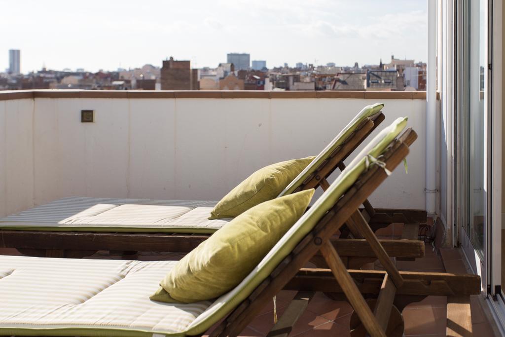 Gaudi Views Apartment Barcelona Eksteriør bilde