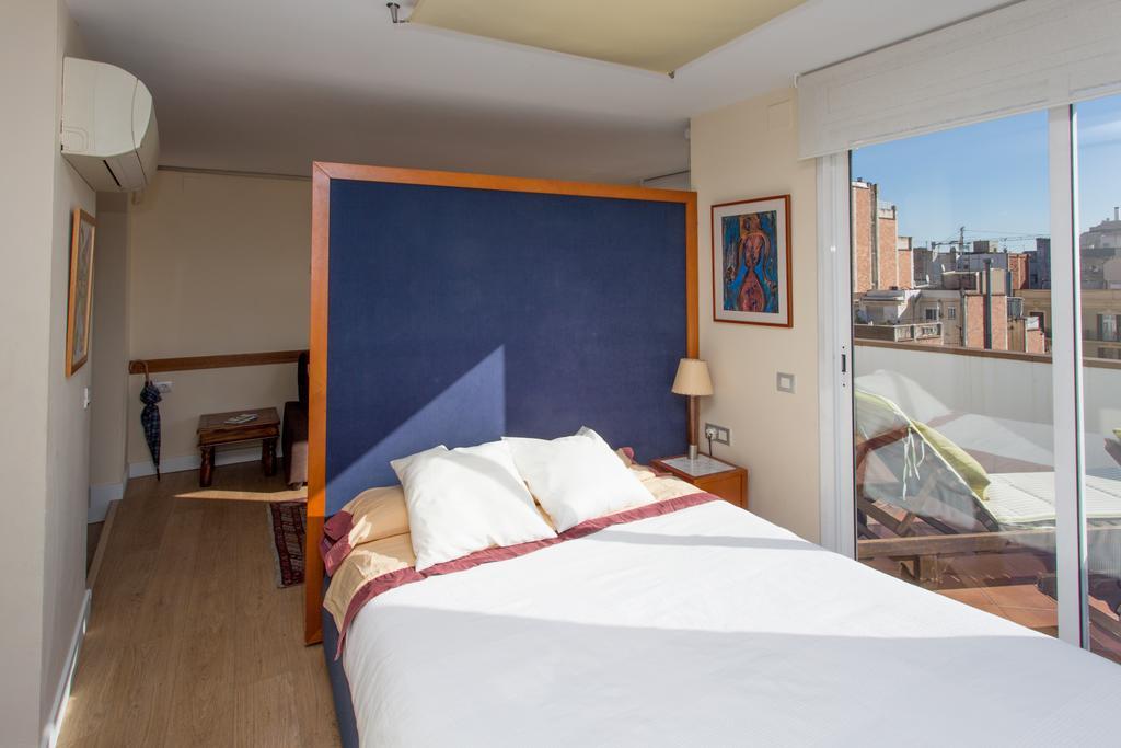 Gaudi Views Apartment Barcelona Eksteriør bilde